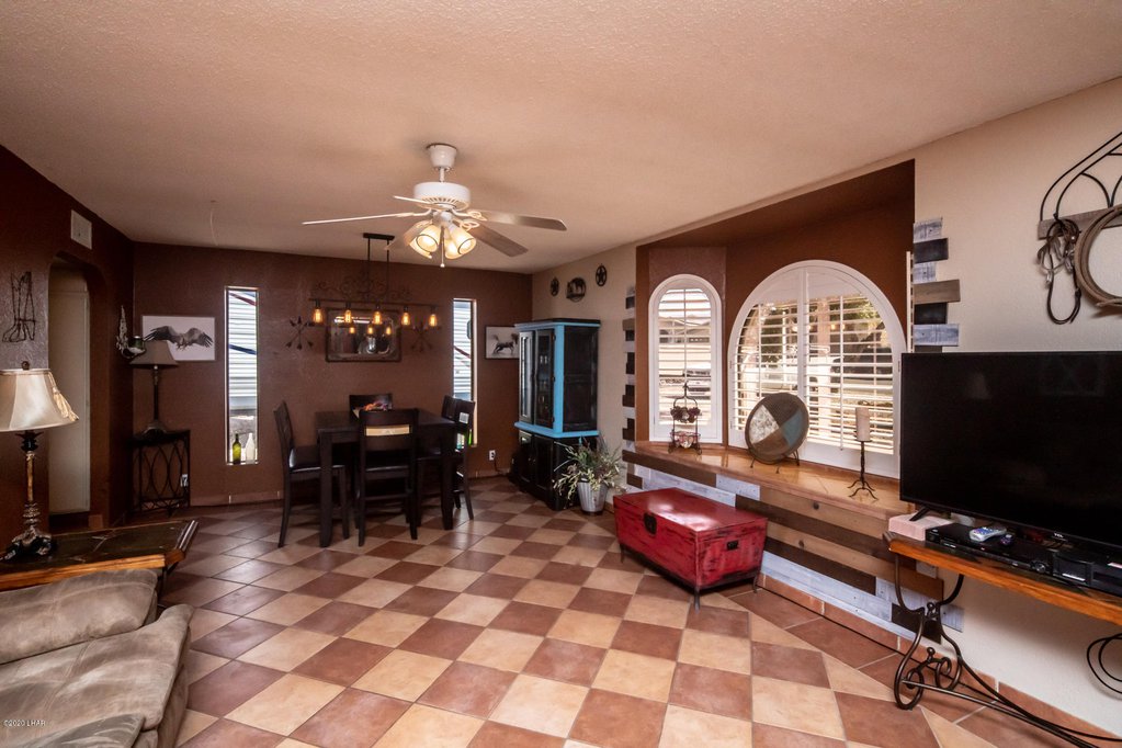 Sante Fe Residential Estates Home Living Room