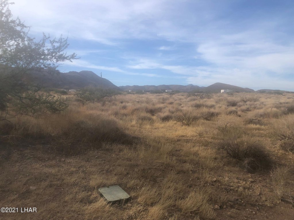 5 Acres in Kingman w/ Septic & Utilities to Lot! - 8947 Roby Dr